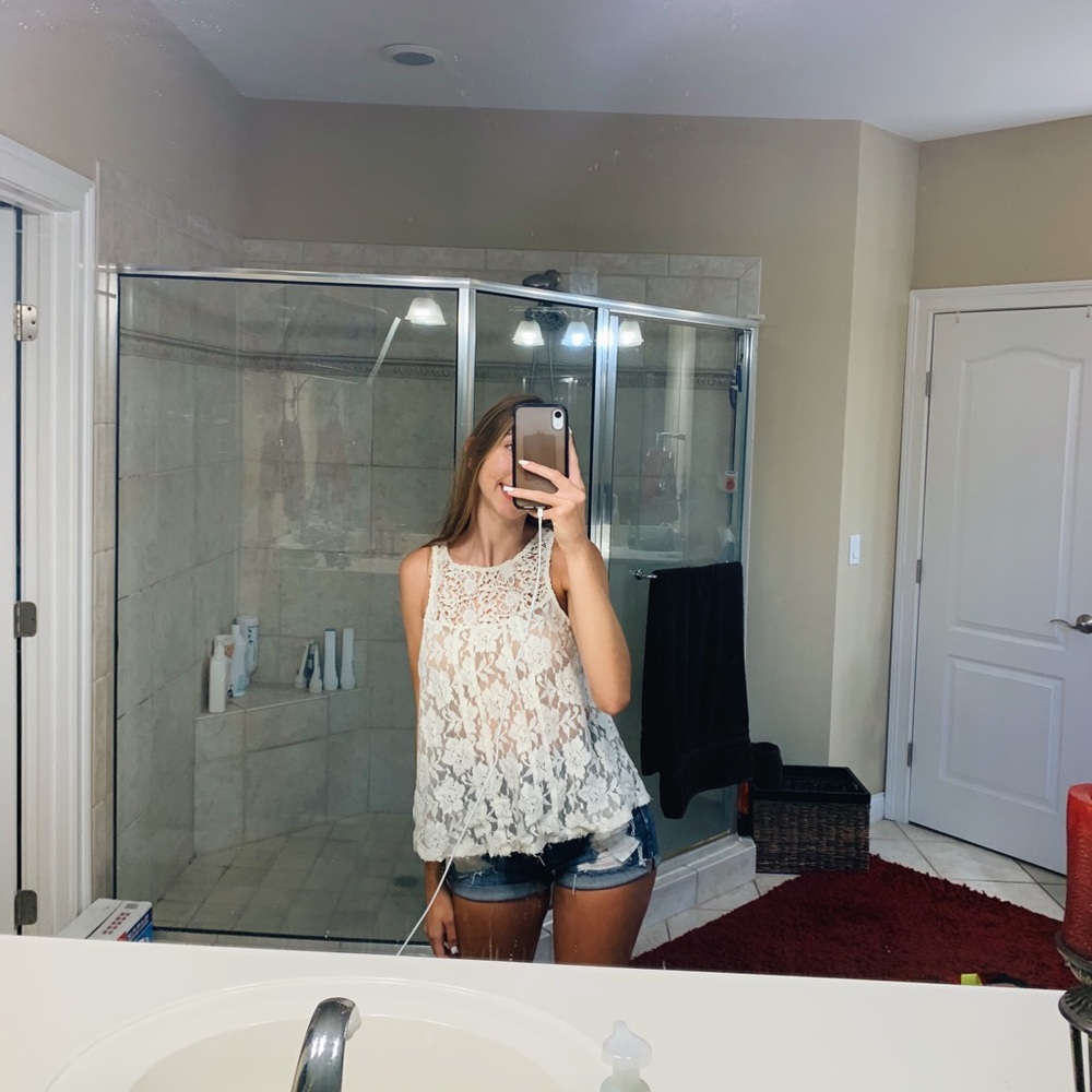 Abercrombie & Fitch Top